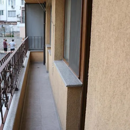 Apartment Moni